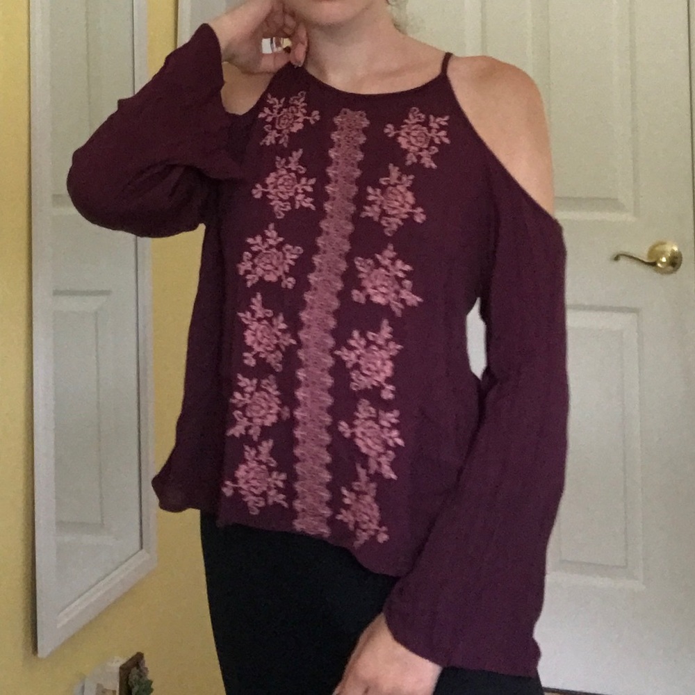 Maroon Floral Charlotte Russe Cold Shoulder Top